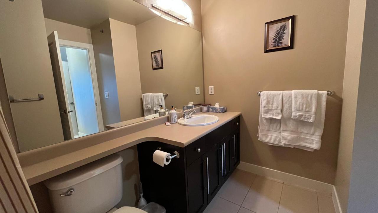 Waterscapes Resort Kelowna 2 Full Bedrooms Suite Vacation Rentals, Short Term Rentals. Kültér fotó