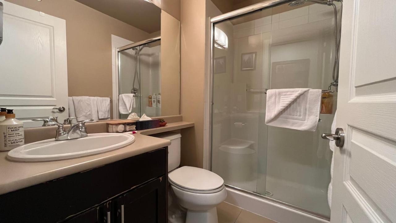 Waterscapes Resort Kelowna 2 Full Bedrooms Suite Vacation Rentals, Short Term Rentals. Kültér fotó
