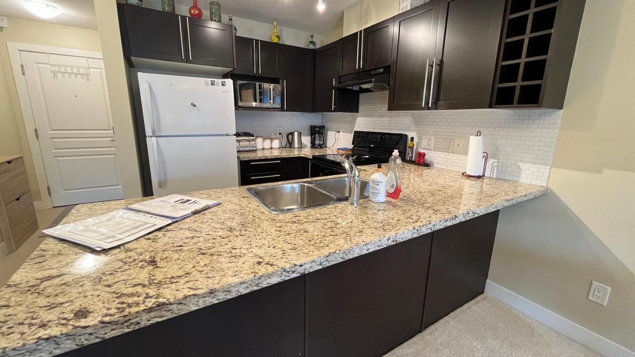 Waterscapes Resort Kelowna 2 Full Bedrooms Suite Vacation Rentals, Short Term Rentals. Kültér fotó